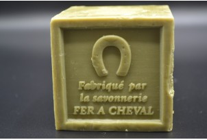 .Savon de Marseille cube vert 5,90 €