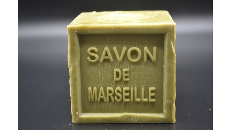 .Savon de Marseille cube vert 5,90 €